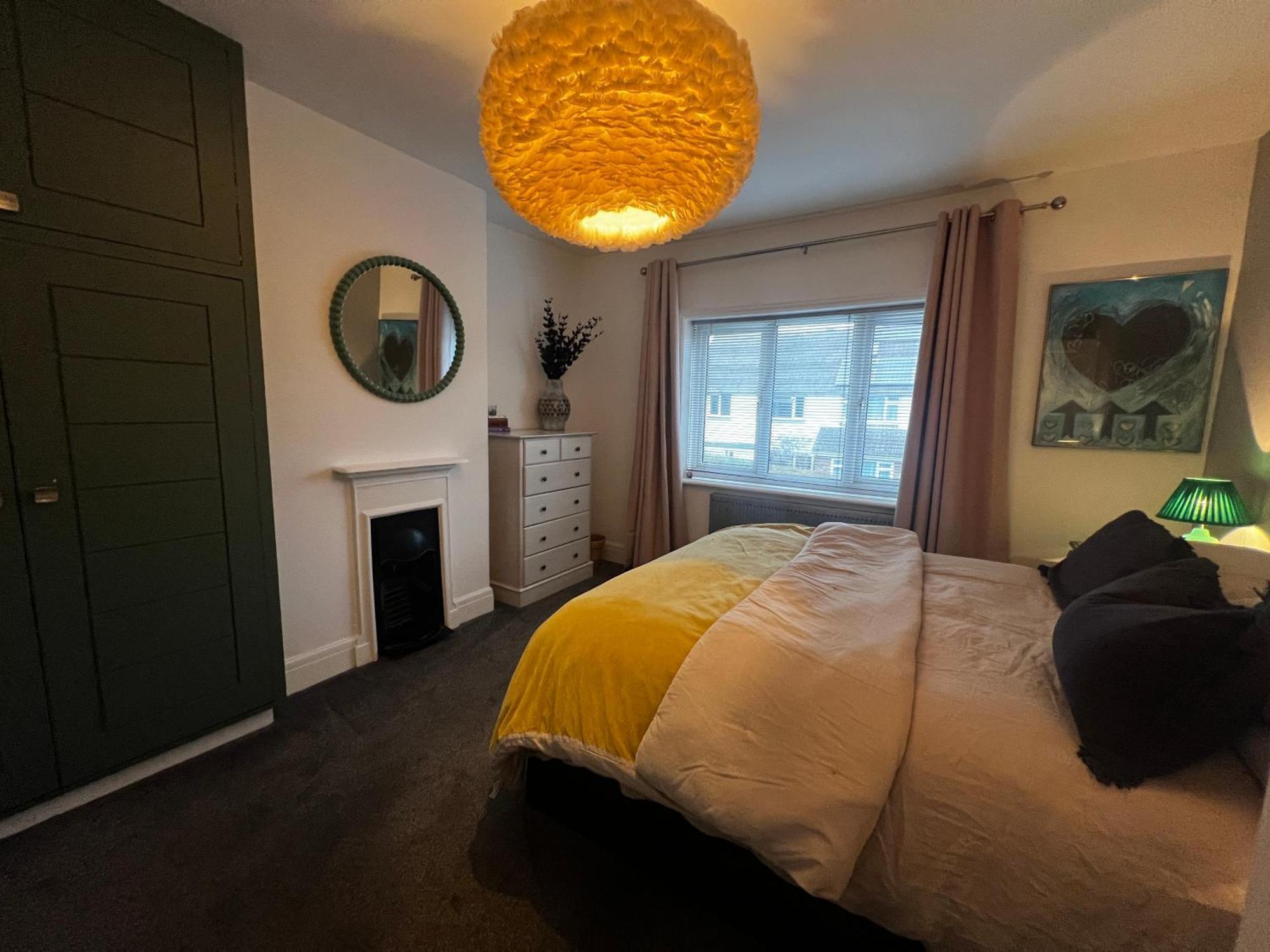 Warm And Cosy City Centre Home Near Train Station Chichester Eksteriør billede
